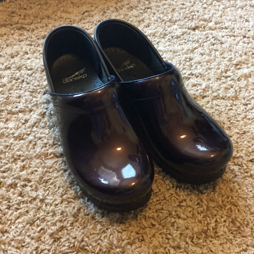 NEW Dansko clogs size 38